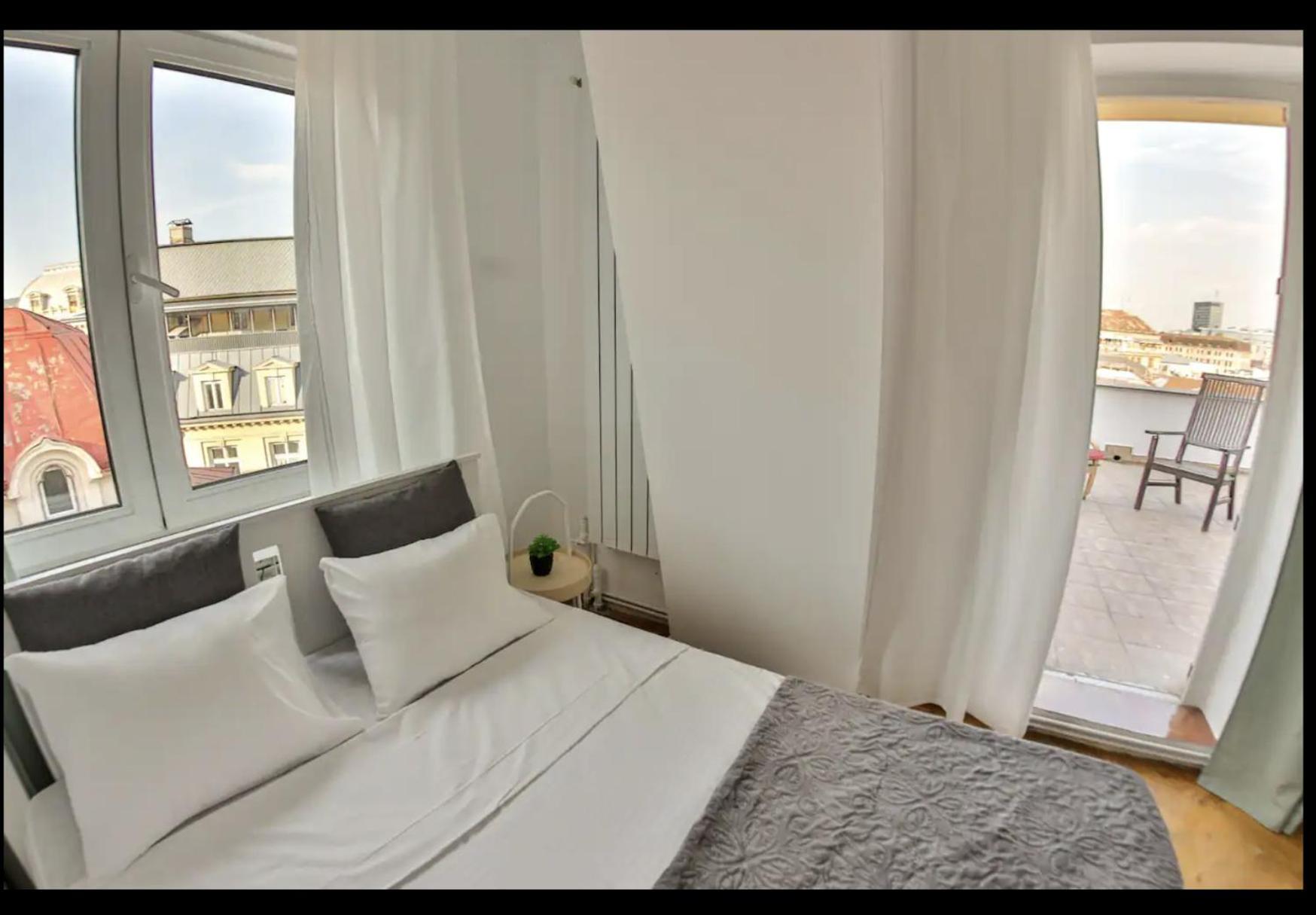 Roof Top Apartments Bukarest Eksteriør billede